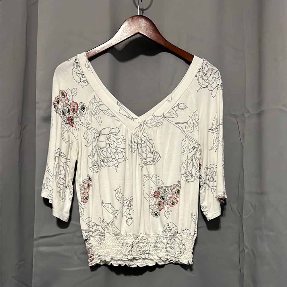 Floral V-Neck Women's Top - White